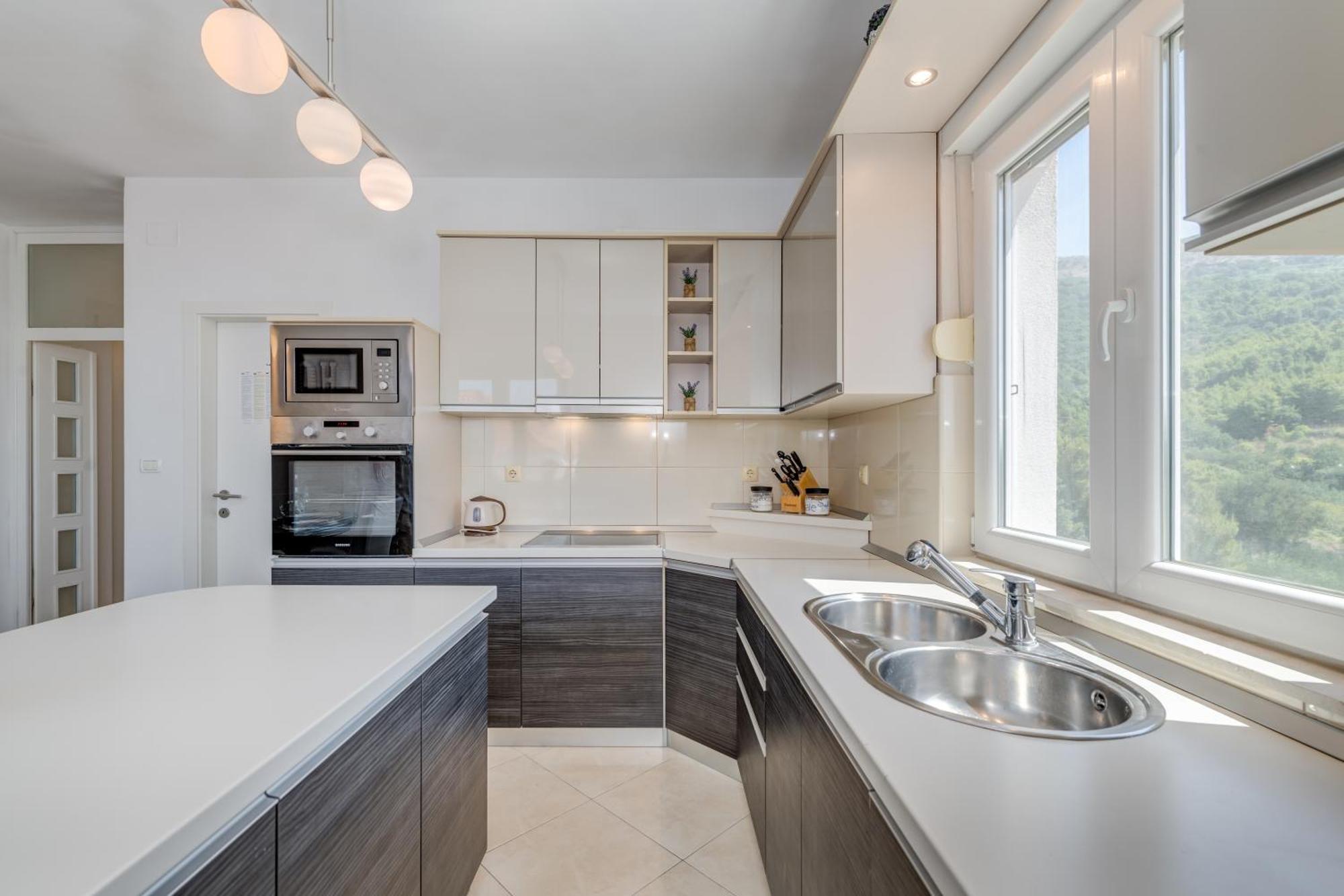 Apartments Cala Подстрана Екстер'єр фото