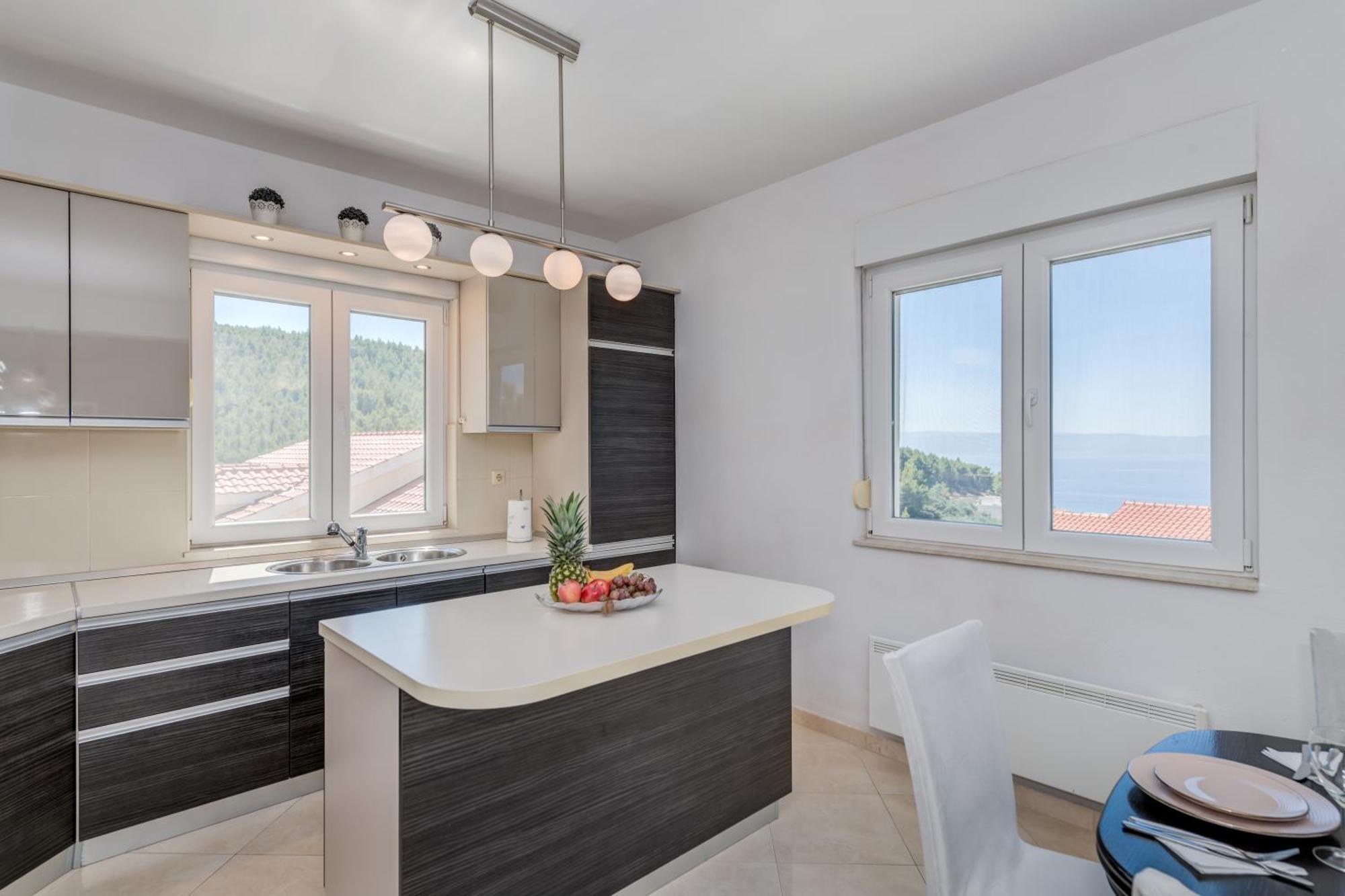 Apartments Cala Подстрана Екстер'єр фото